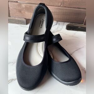 JSPORT Melody Women’s Black Shoes Mary Jane Style Memory Foam Size 9